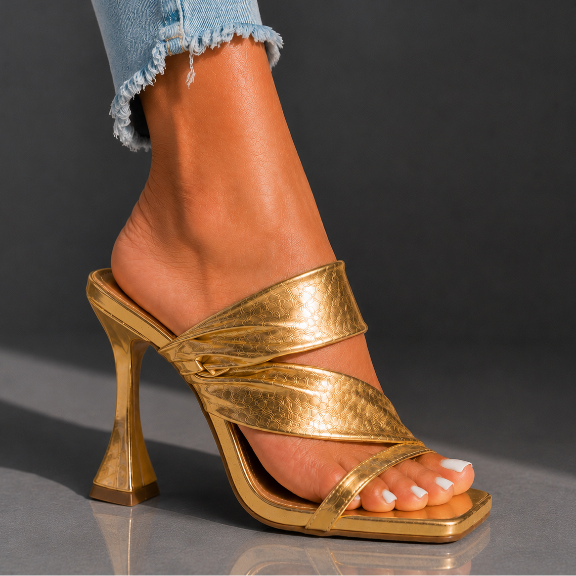 SERENA VALE REMSANDALETTER