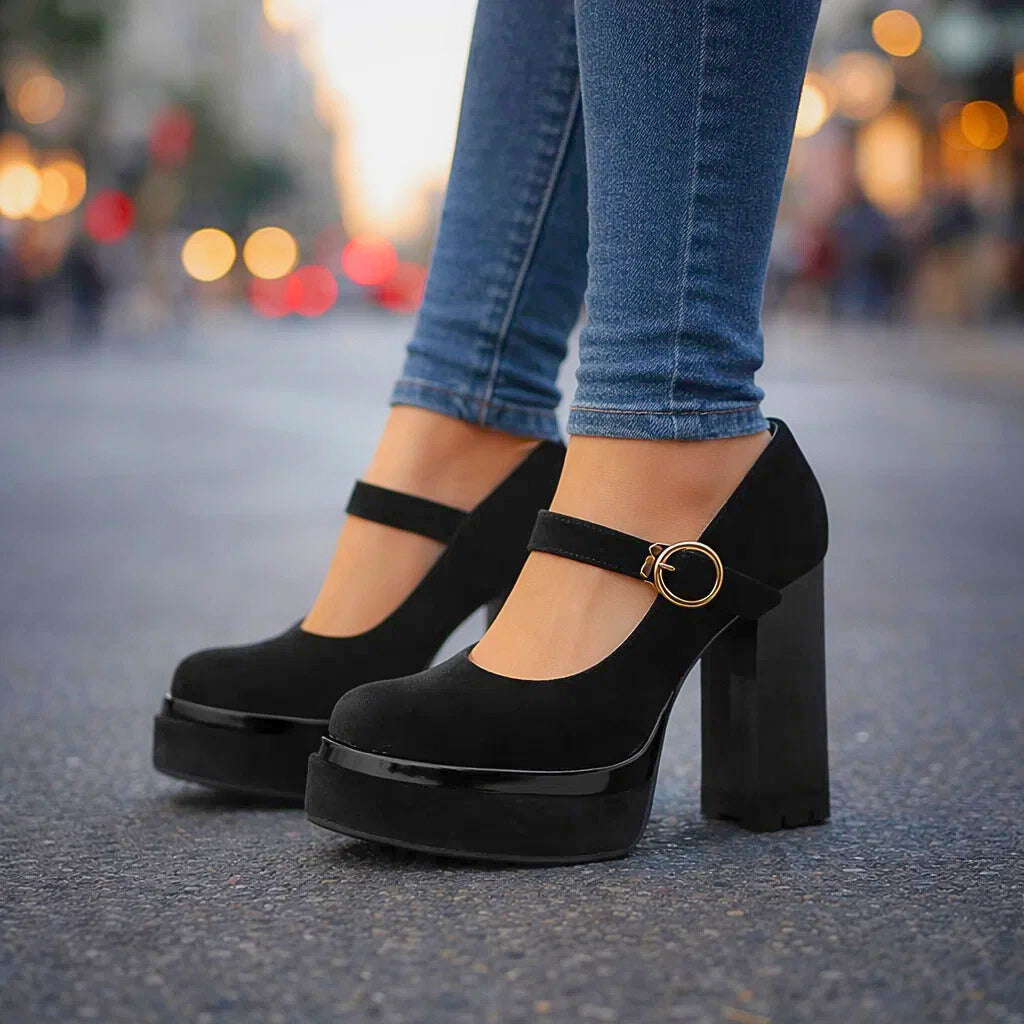 VALLORIA VELVET HEELS