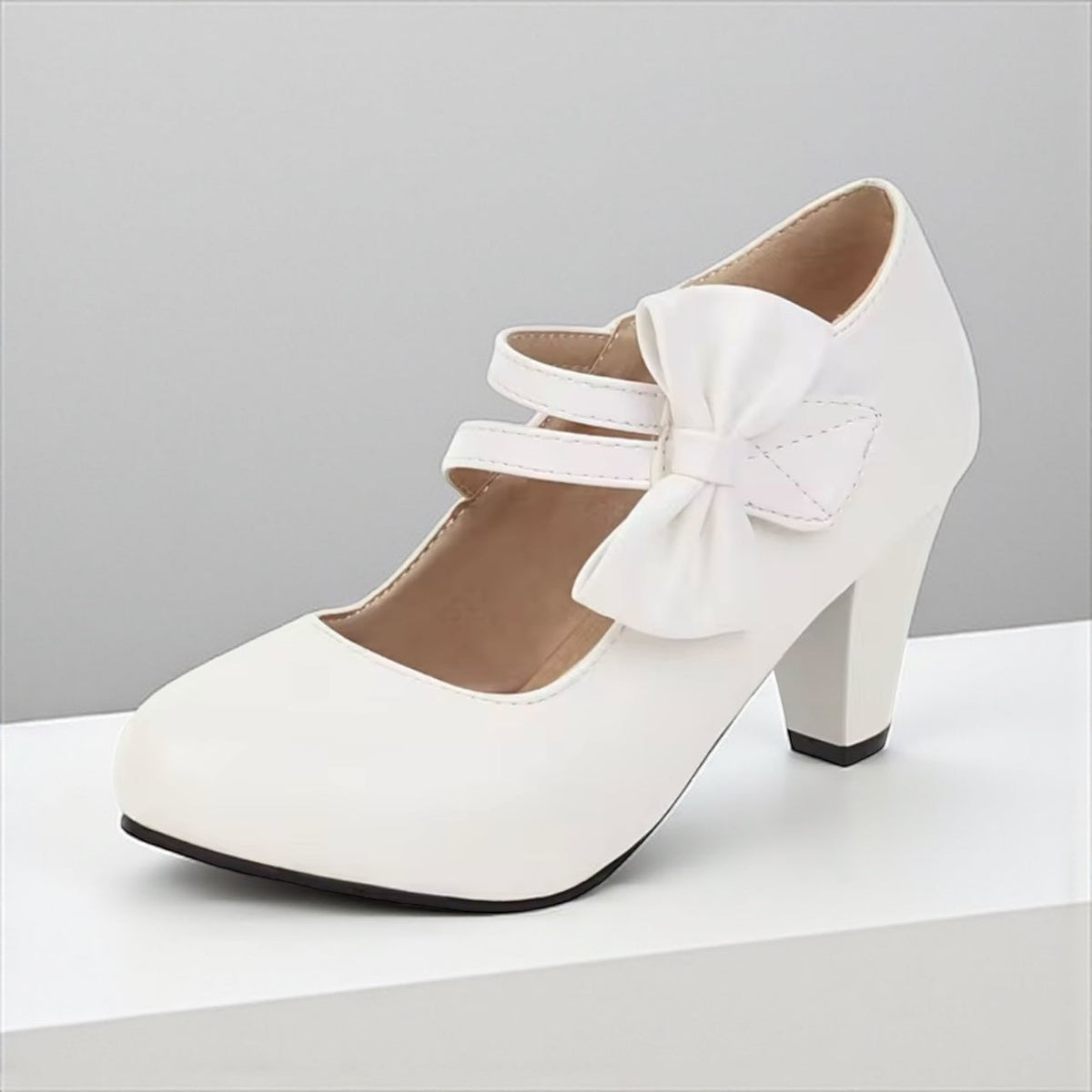 BELLA BOW-KLACKSKOR