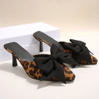 SIENNA LEOPARD ROSETTSKOR MED KLACK