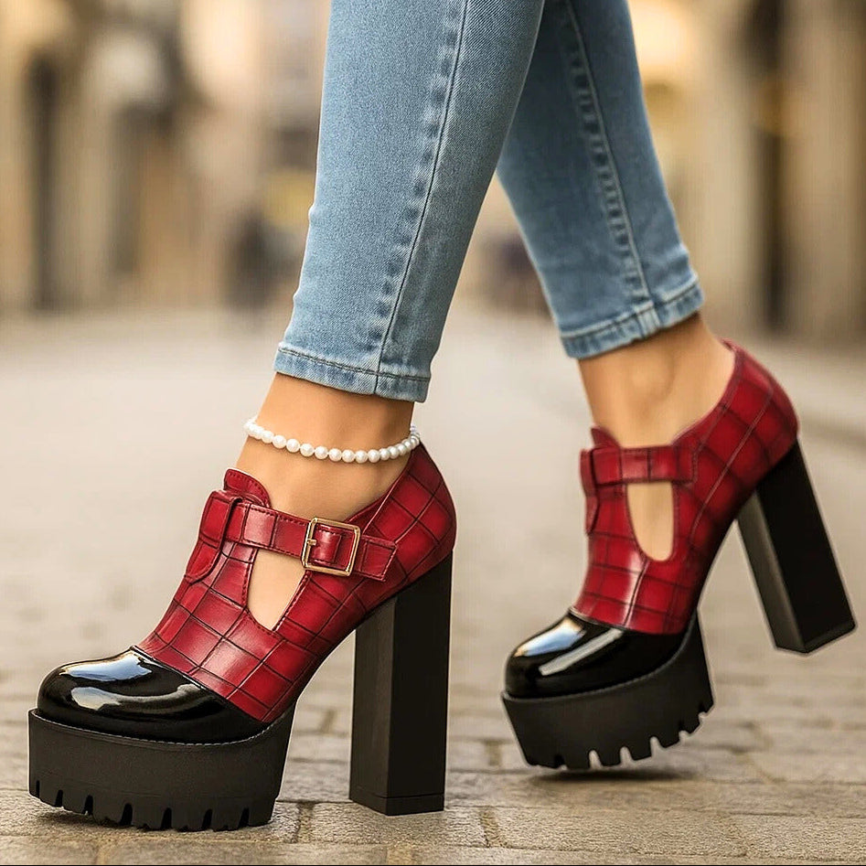 VIVIENNE ARLO BLOCKKLACKAR